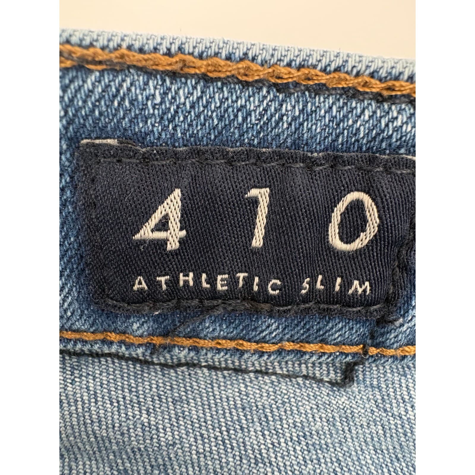 Lucky Brand 410 Athletic Slim Men's Jeans Medium Wash Size 36x33 - Thumbnail 5