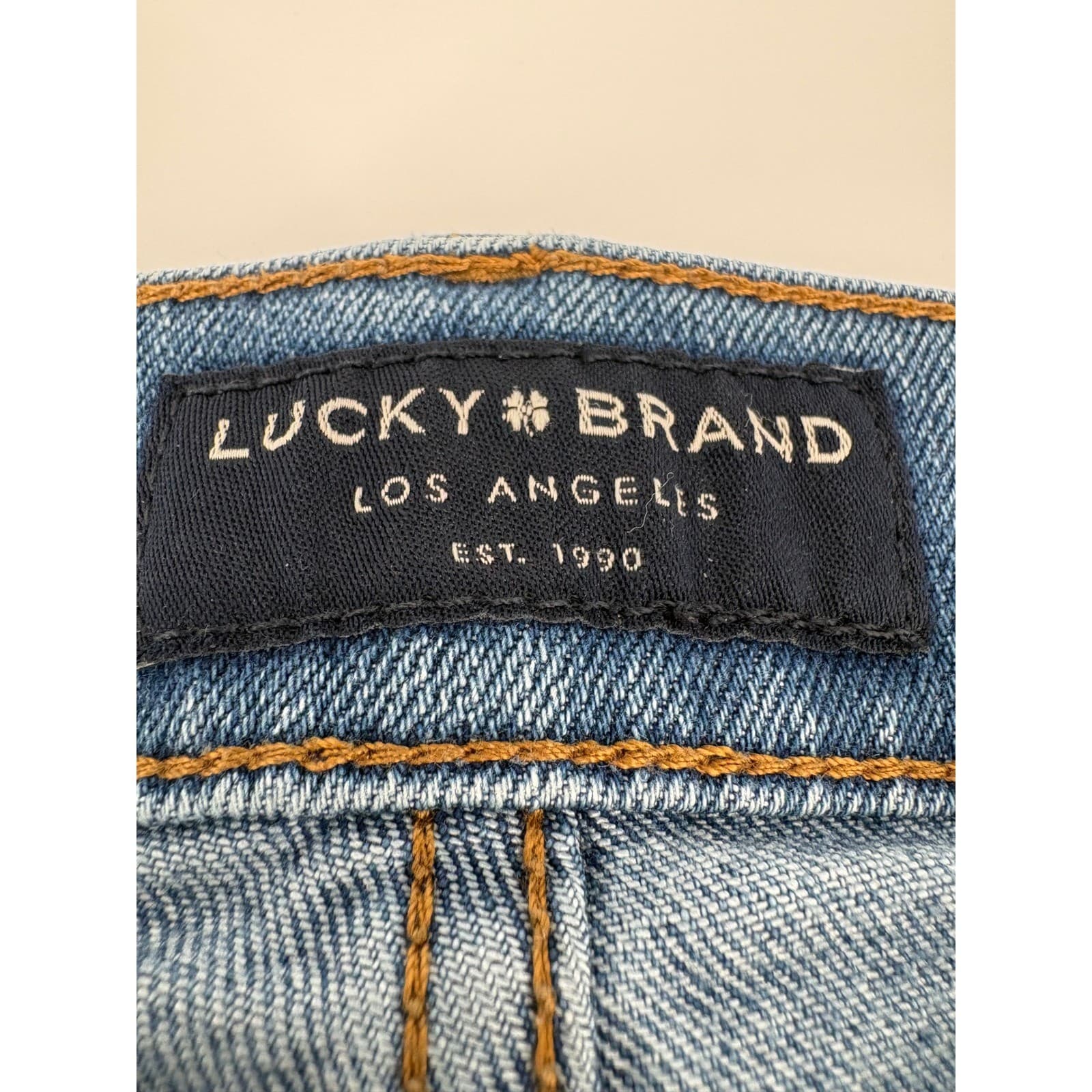 Lucky Brand 410 Athletic Slim Men's Jeans Medium Wash Size 36x33 - Thumbnail 4