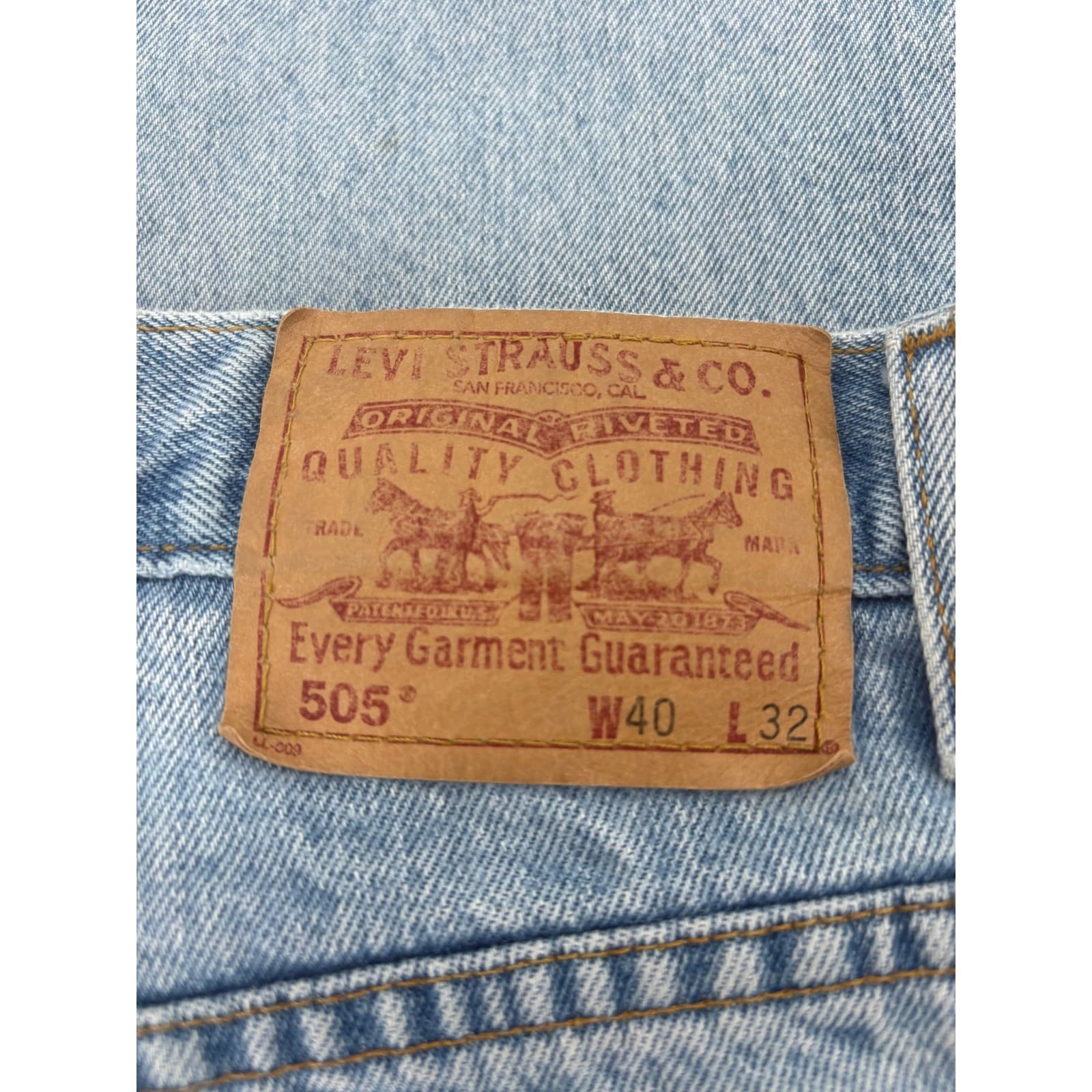 Levi's 505 Mens 40 x 32 Regular Fit Straight Leg Jeans Light Wash Vintage Y2K - Thumbnail 2