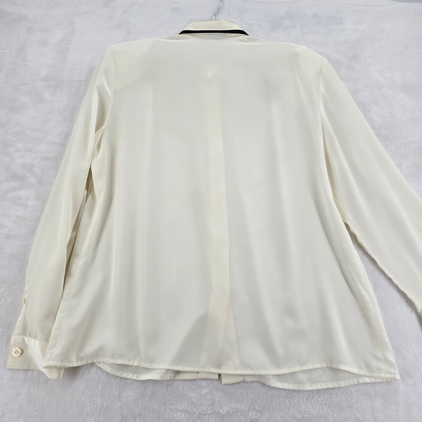 Evan-Picone Blouse Womens 10 Button Down Cream Black Scarf Detail Long Sleeve - Thumbnail 6