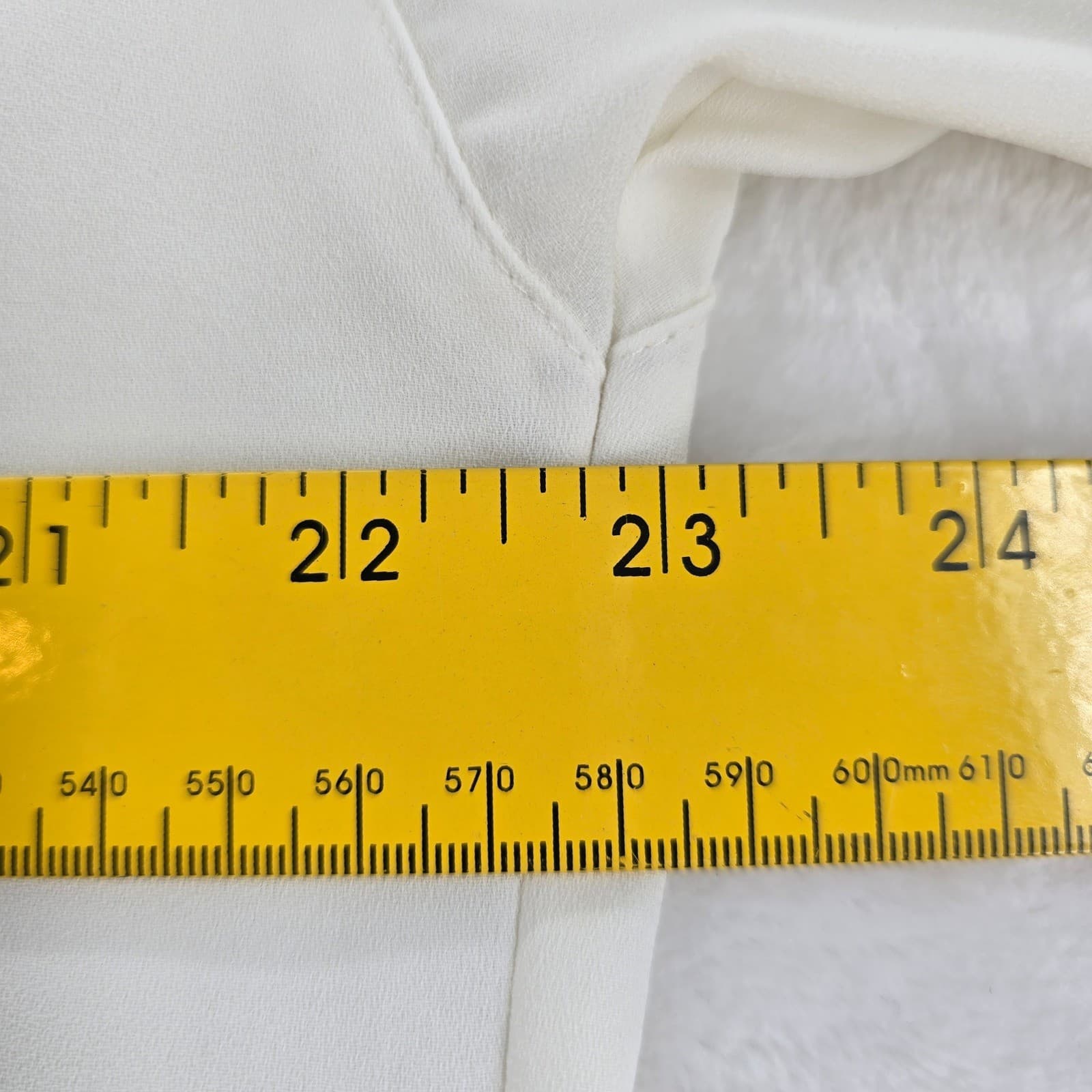 Liz Claiborne Blouse Womens 10 Button Up Ivory Long Sleeve Solid Office - Thumbnail 5