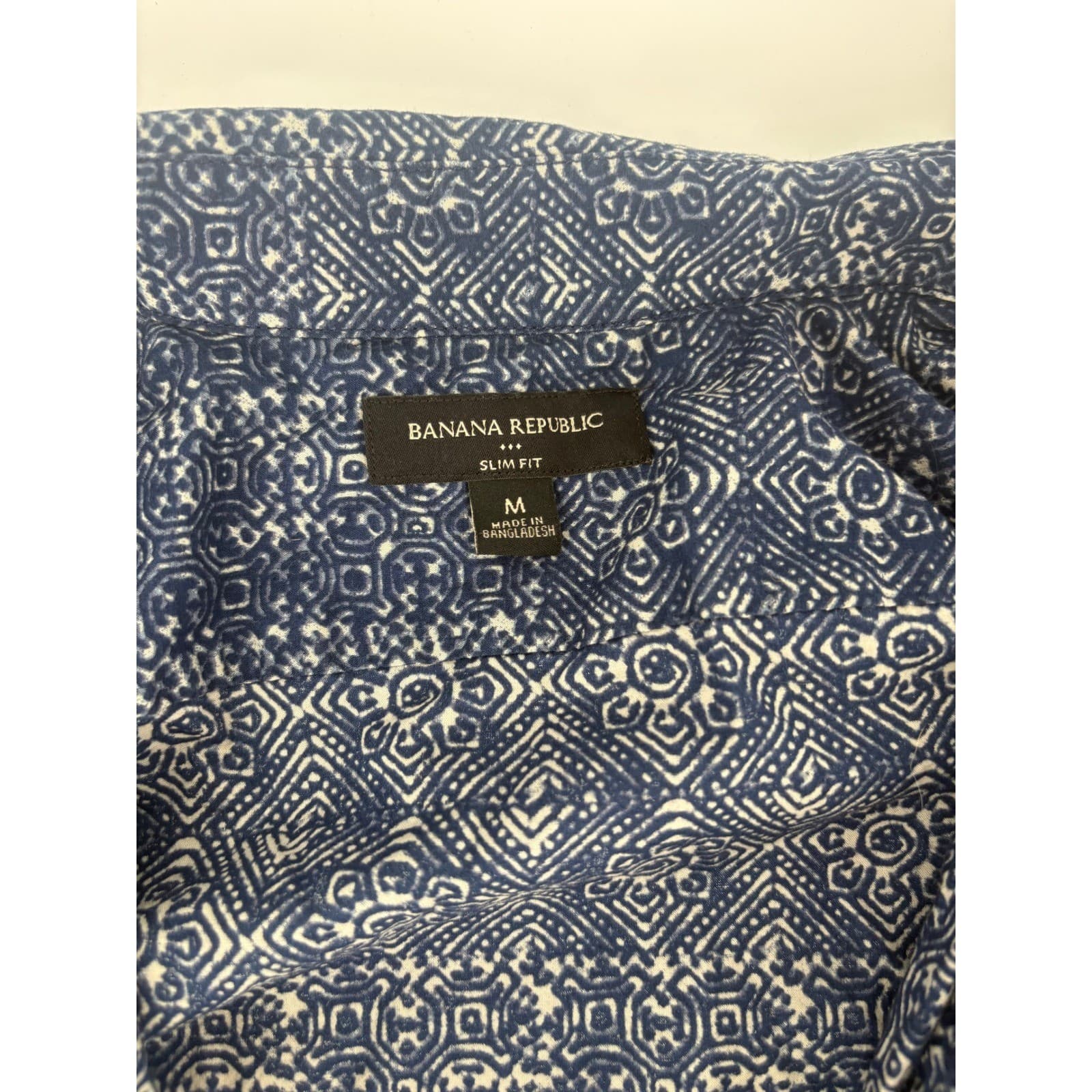 Banana Republic Slim Fit Mens Short Sleeve Button Shirt Blue Geometric Size M - Thumbnail 3