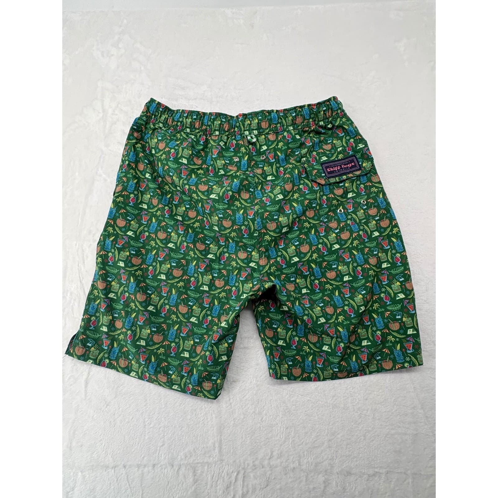 Skiff Dogs Swim Trunks Mens M Shorts Green Tiki Cocktail Pedigree Litter - Thumbnail 9