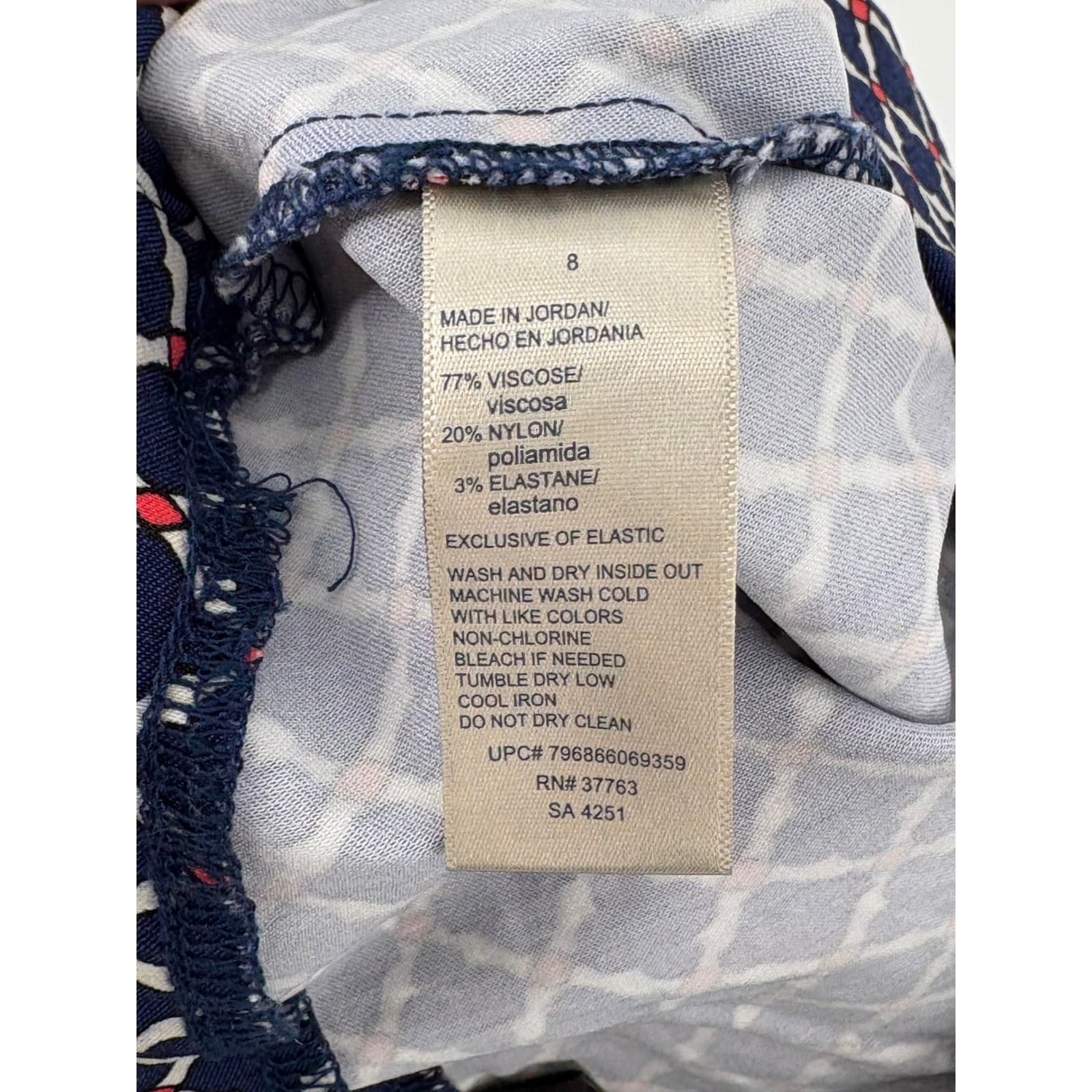 Rafaella Comfort Women's Shorts Size 8 Navy Blue White Red Geometric * - Thumbnail 4