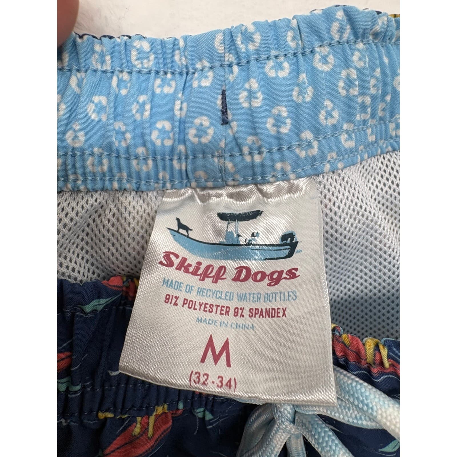 Skiff Dogs Swim Trunks Mens M Shorts Green Tiki Cocktail Pedigree Litter - Thumbnail 13