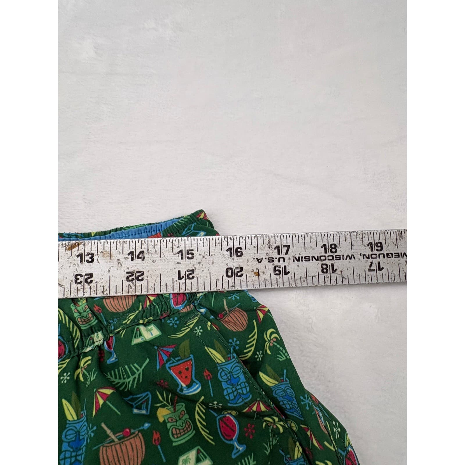 Skiff Dogs Swim Trunks Mens M Shorts Green Tiki Cocktail Pedigree Litter - Thumbnail 5
