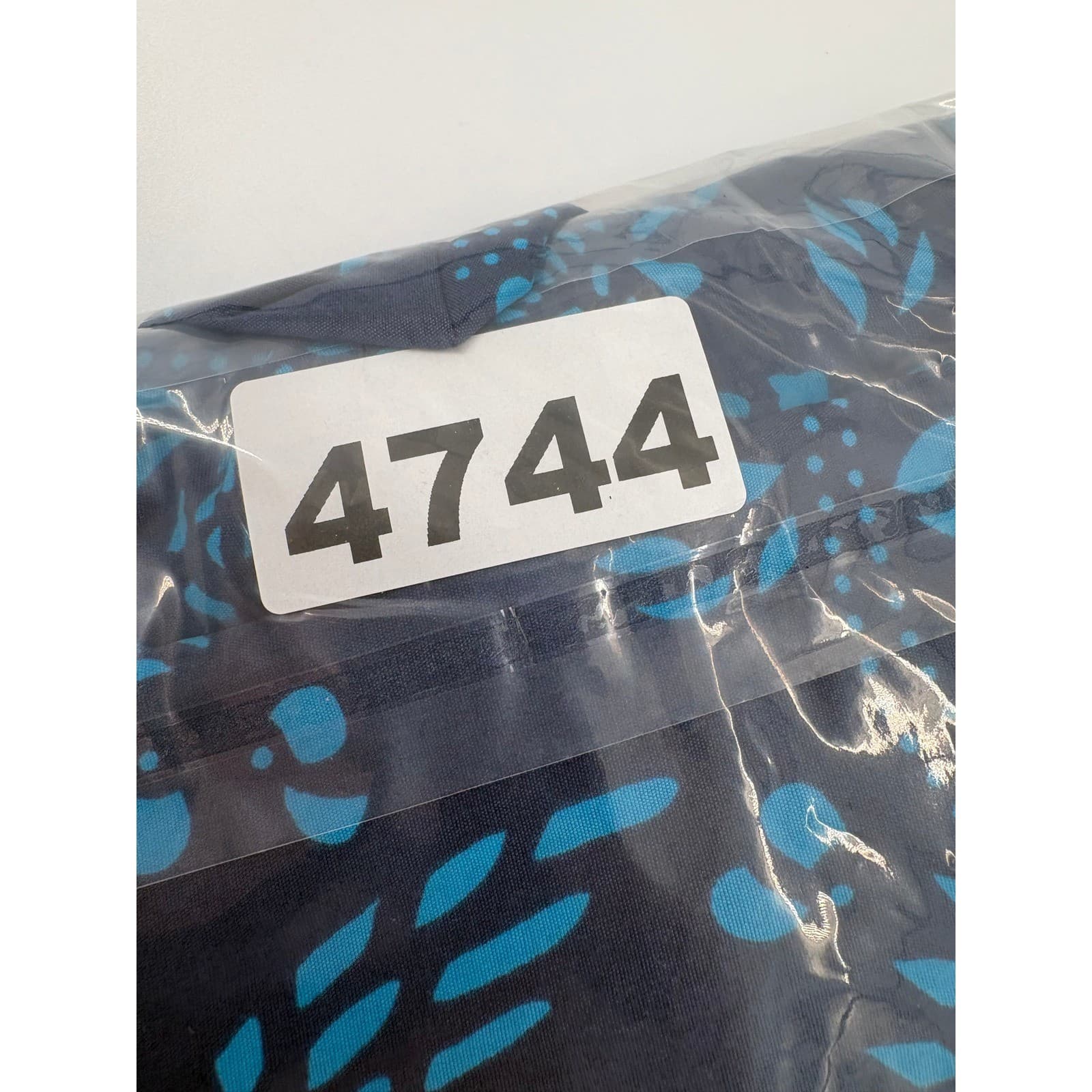 Tommy Bahama Swim Trunks XL Turquoise Blue Floral Board Shorts NWT - Thumbnail 7