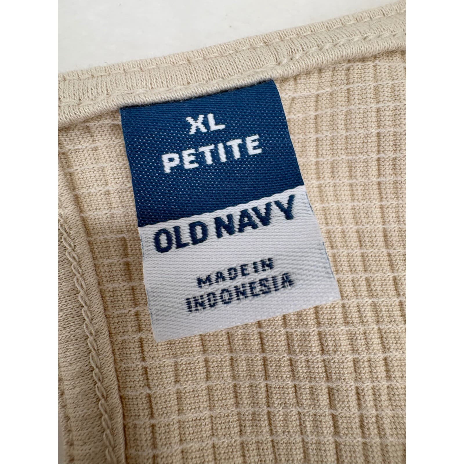 Old Navy Sleeveless Top Womens XL Petite Tank Top Black Beige Crochet Yoke Lot 2 - Thumbnail 5