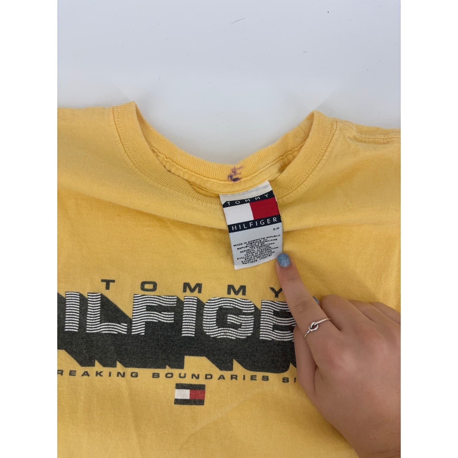 Tommy Hilfiger Graphic T Shirt Yellow Breaking Boundaries Since 1985 Women's S - Thumbnail 3