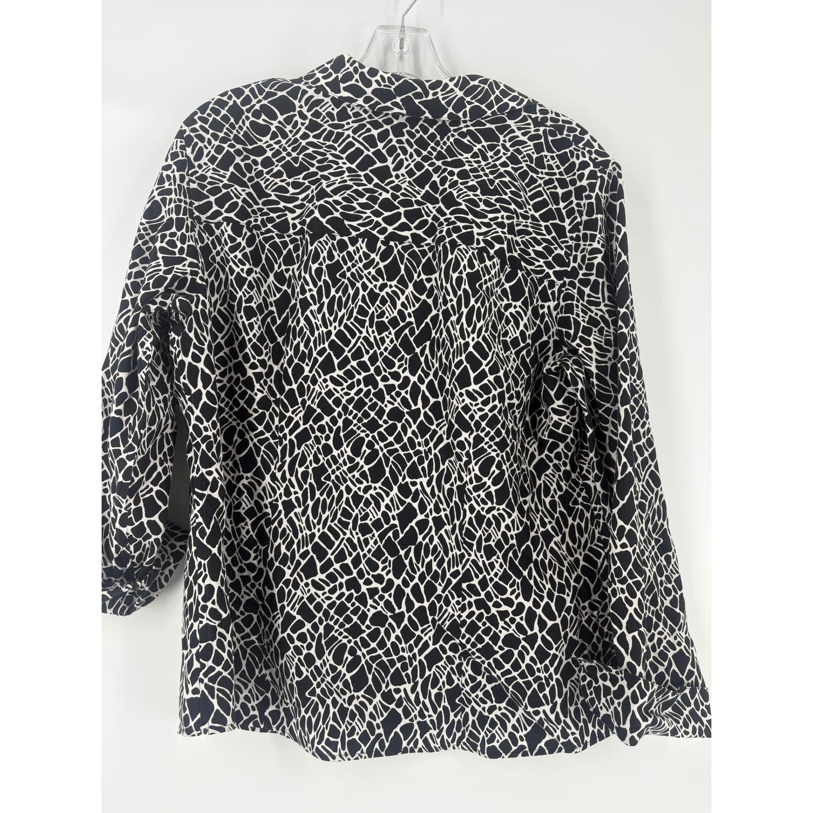 Chicos Womens Black White Abstract Print Button Up Shirt Blouse Top Size 2 - Thumbnail 2