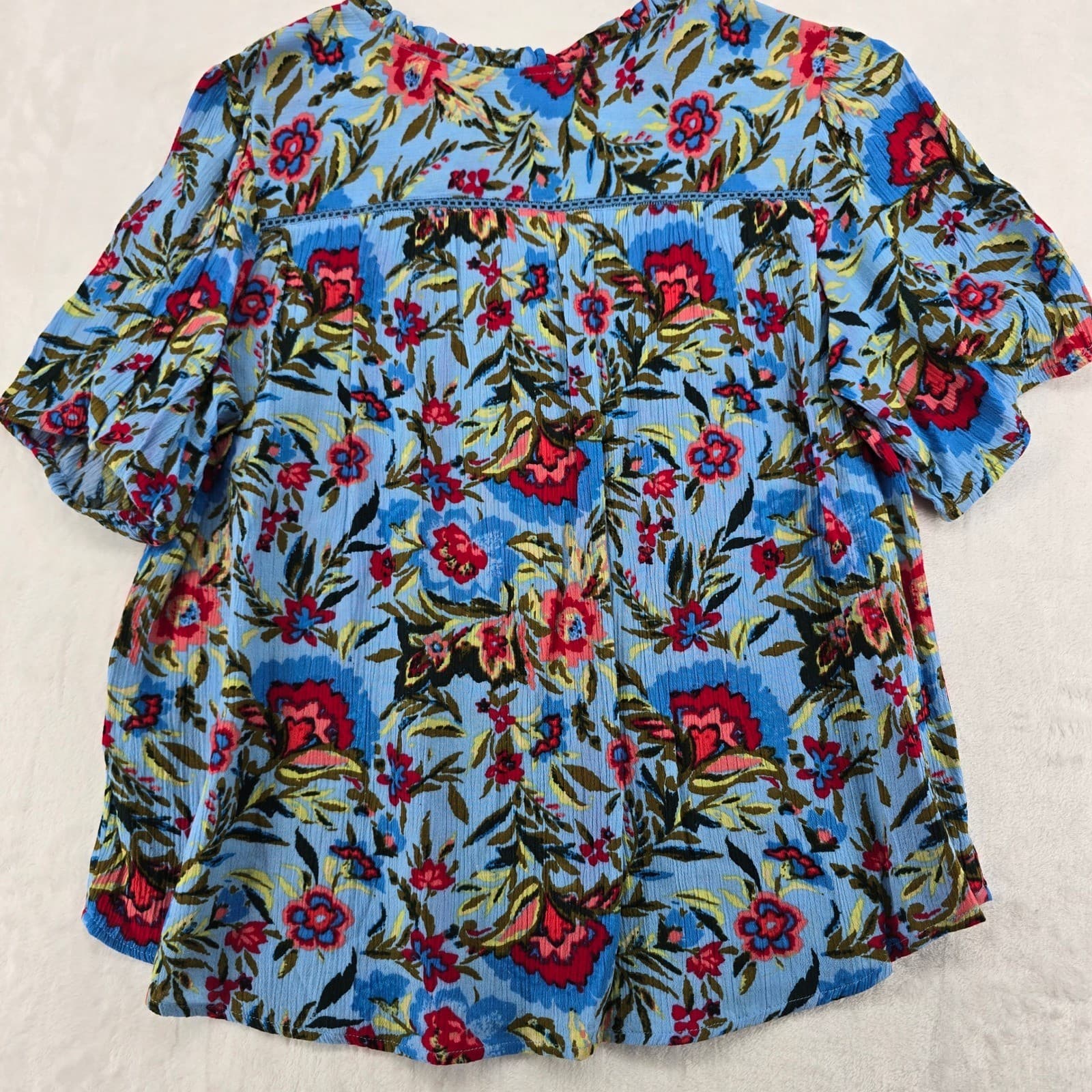 Intro Top Womens PXL Blouse Blue Floral Rayon Smocked Henley Short Sleeve - Thumbnail 6