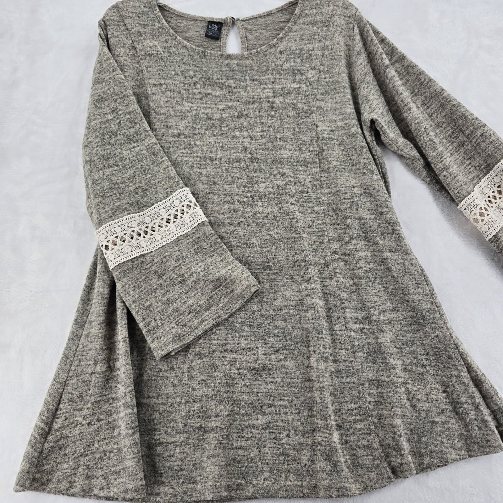 Lildy Tunic Womens L-XL Tunic Gray Lace Sleeve Marled Knit Button Back Keyhole