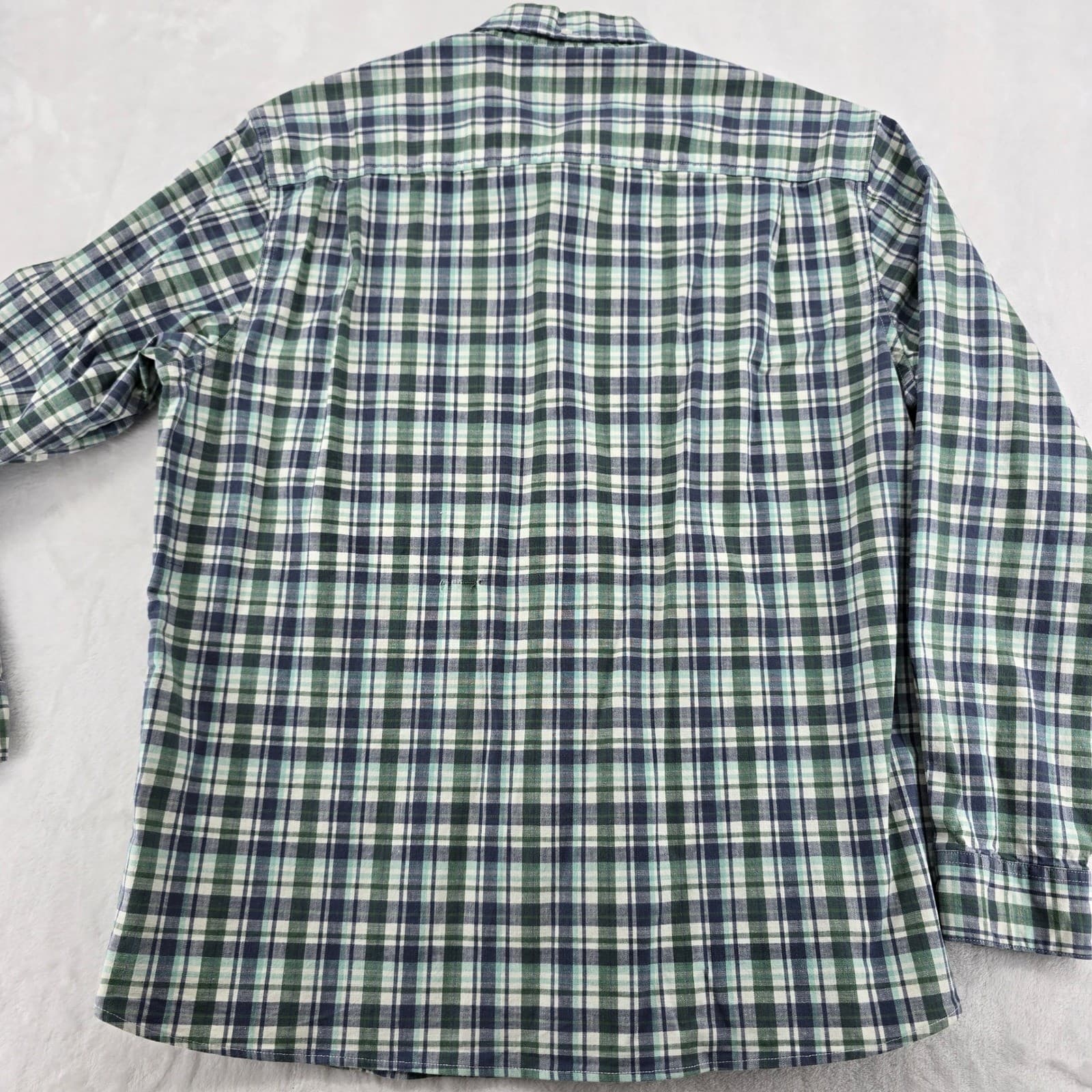 L.L. Bean Shirt Mens Medium Regular Button Down Green Plaid Traditional Fit - Thumbnail 6