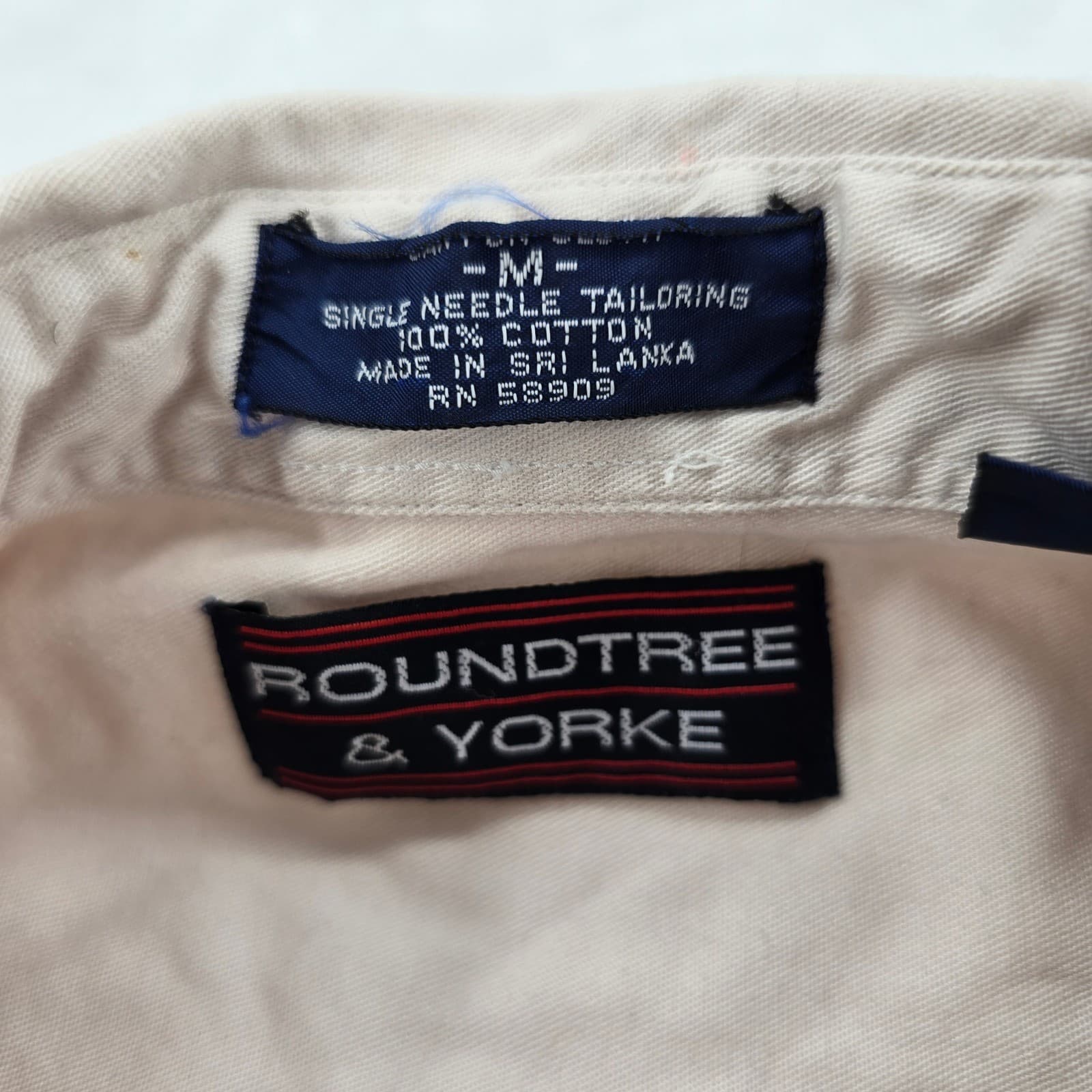 Roundtree & Yorke Button Down Mens M Shirt Beige Short Sleeve Cotton - Thumbnail 3