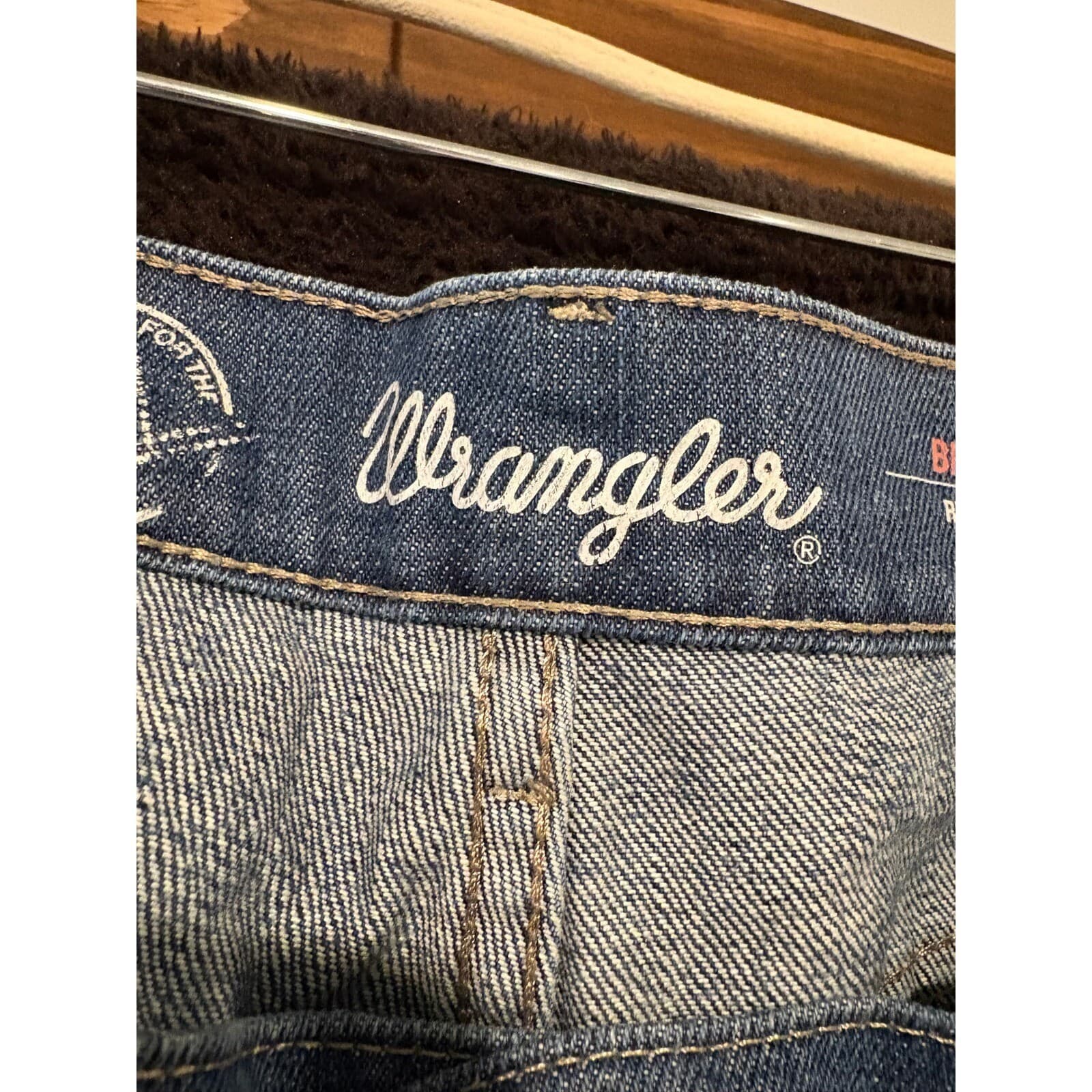 Wrangler Brockton jeans Men's 40x33 Regular Slim Medium Wash Denim - Thumbnail 2