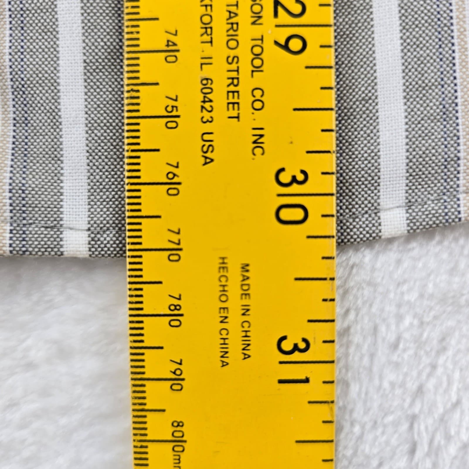 St. John's Bay Button Down Mens Medium Shirt Gray Striped Iron Free Short Sleeve - Thumbnail 5