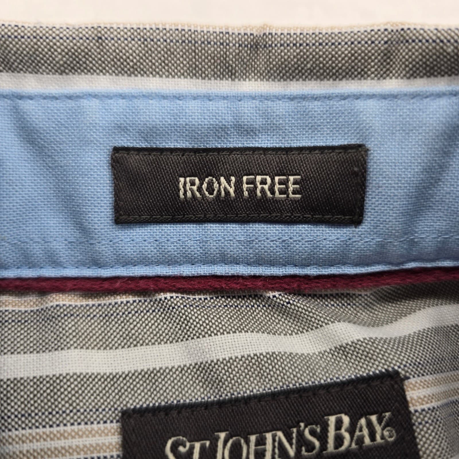 St. John's Bay Button Down Mens Medium Shirt Gray Striped Iron Free Short Sleeve - Thumbnail 3