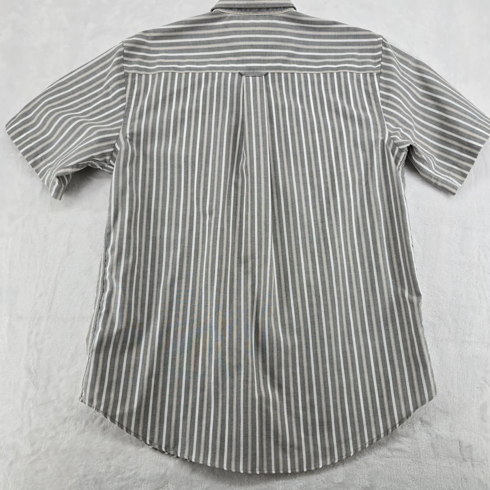 St. John's Bay Button Down Mens Medium Shirt Gray Striped Iron Free Short Sleeve - Thumbnail 6