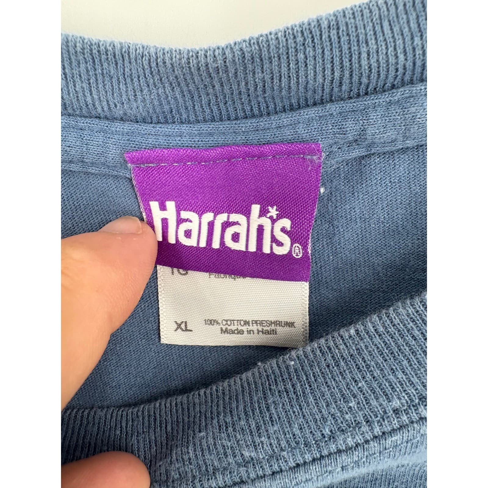 Harrah's Cherokee Resort Casino T-Shirt XL Blue Tree Graphic - Thumbnail 2
