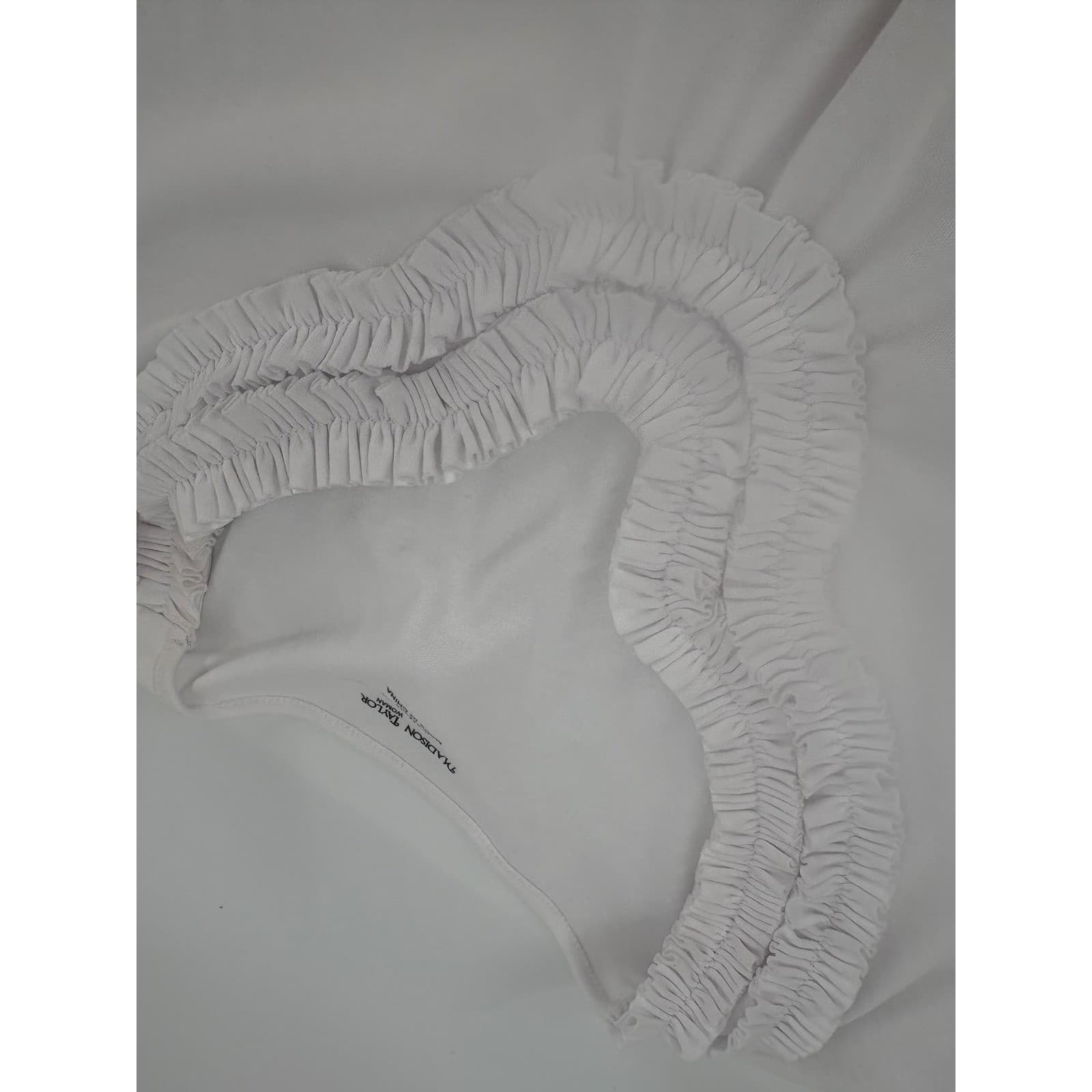 Madison Taylor Woman 1X White Short Sleeve Top Ruffle Neckline Blouse - Thumbnail 7