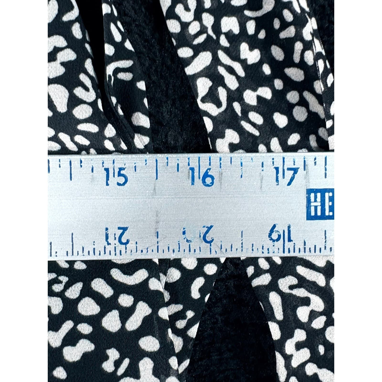 Talbots Women's Sleeveless Halter Top Black White Print Size 12 - Thumbnail 2