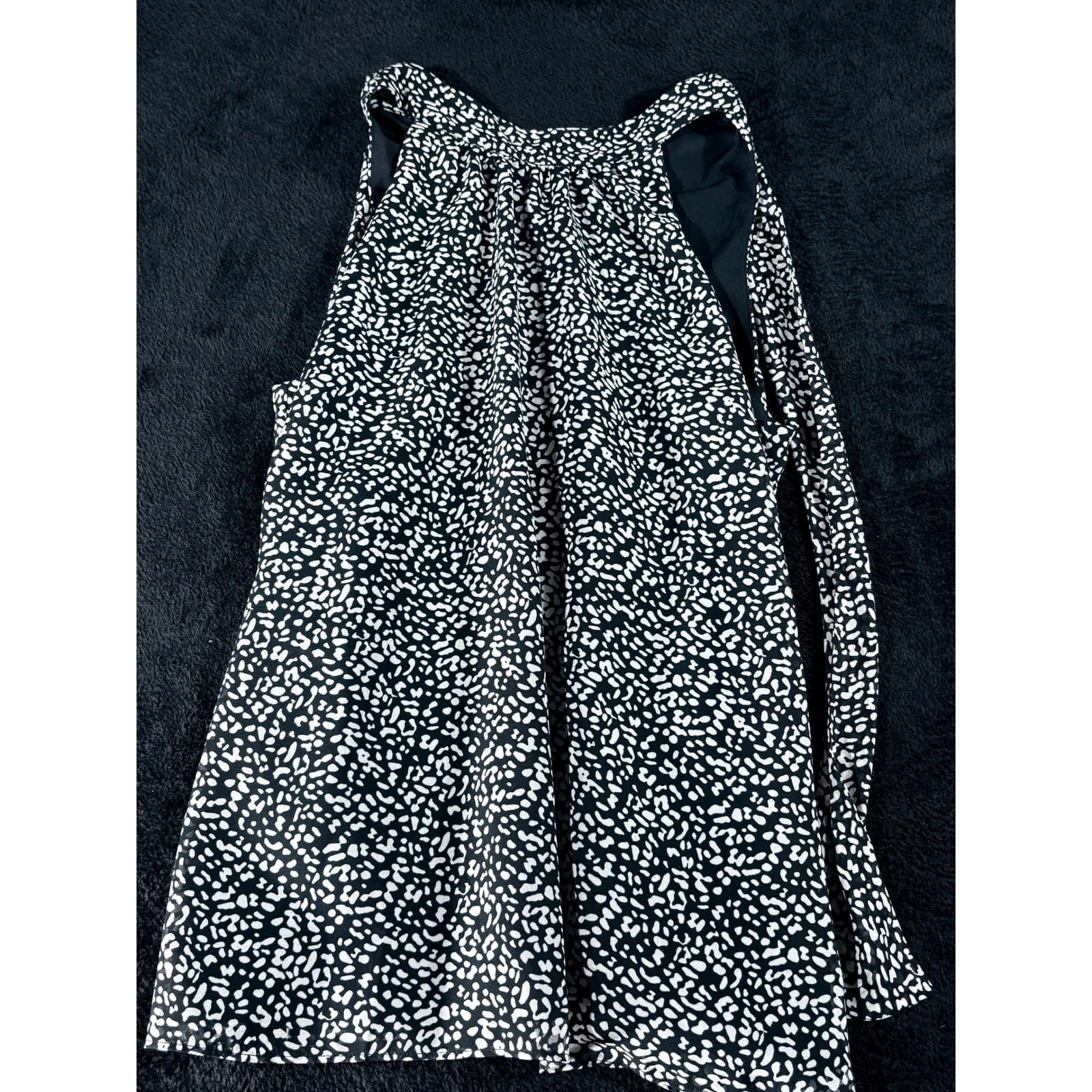Talbots Women's Sleeveless Halter Top Black White Print Size 12