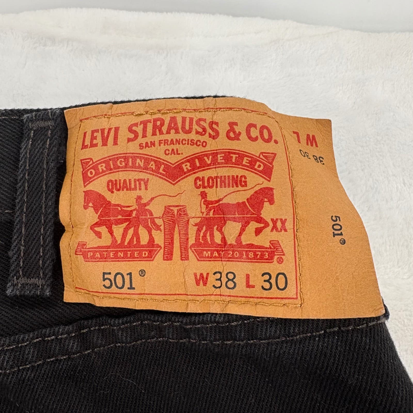 Levis 501 Jeans Mens W38 L30 Denim Pants Black Original Fit Button Fly Straight - Thumbnail 8