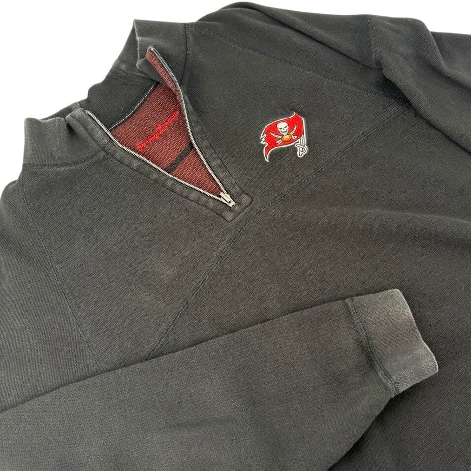 Tommy Bahama NFL Tampa Bay Buccaneers Mens L Quarter Zip Pullover Sweatshirt