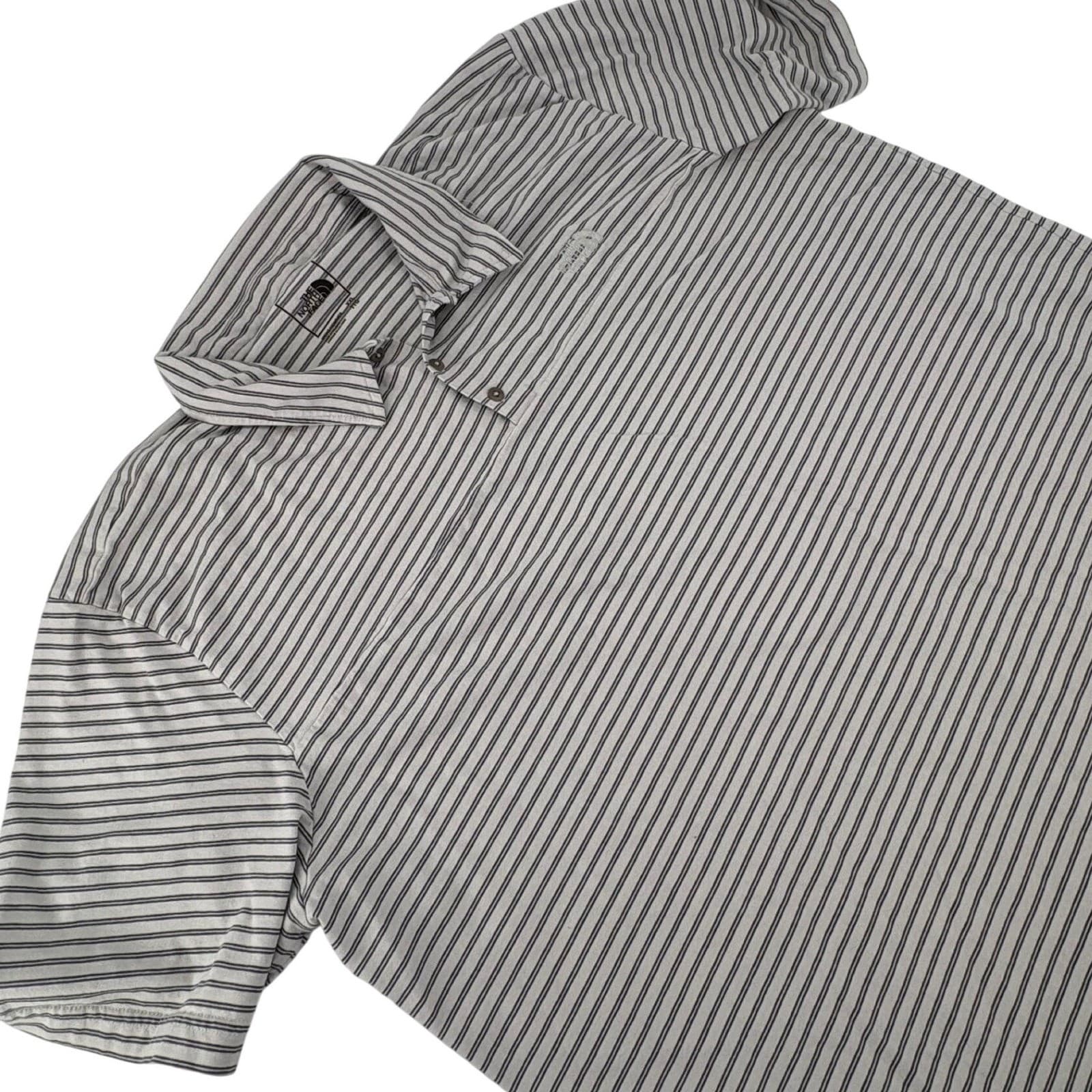 The North Face Polo Mens XXL Polo White Gray Striped NF0A7ZVY Short Sleeve