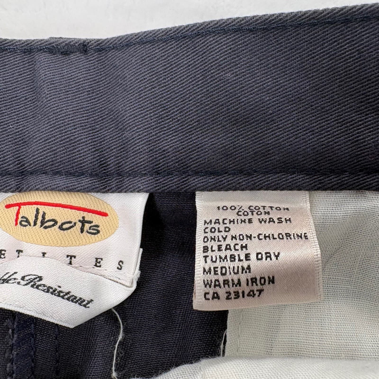 Talbots Trousers Womens 12P Pants Navy Blue Pleated Wrinkle Resistant Cotton - Thumbnail 4