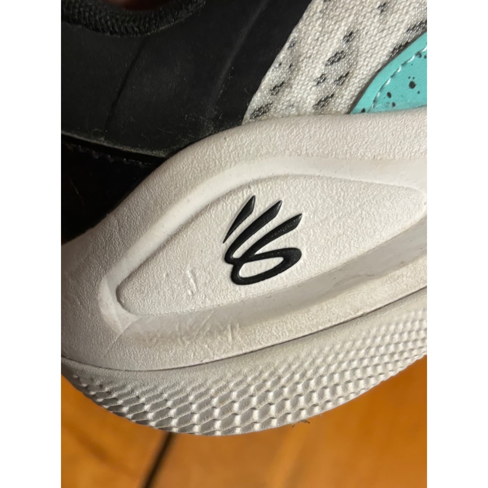 Under Armour Basketball Shoes Kids 7Y Curry 11 Future Curry White Black Teal - Thumbnail 13