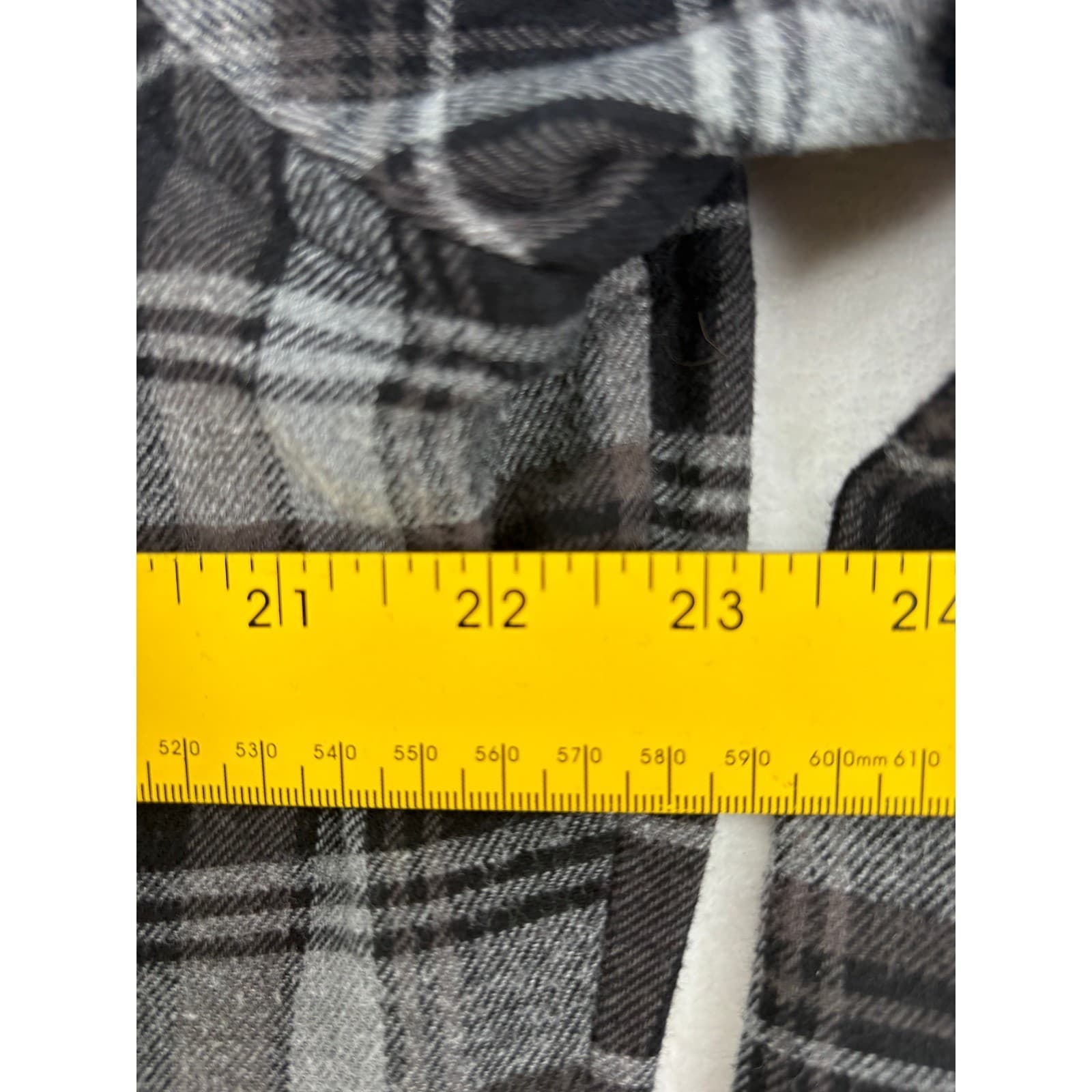 Saddlebred Flannel Shirt Mens L Button Down Black Gray Plaid Classic Fit Cotton - Thumbnail 4
