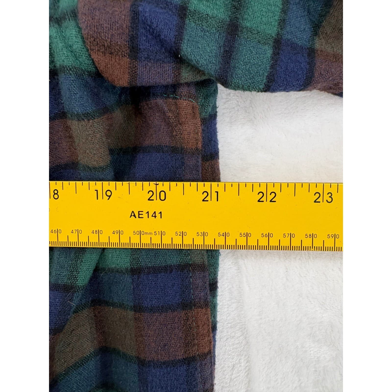 L.L. Bean Flannel Shirt Mens M REG Button Up Green Blue Brown Plaid Traditional - Thumbnail 3