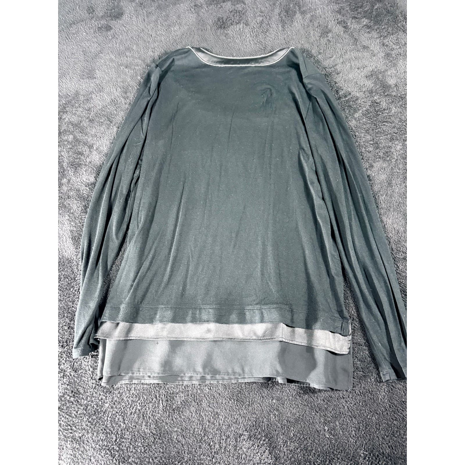 White House Black Market Gray Long Sleeve Layered Hem Top - Size S - Thumbnail 7