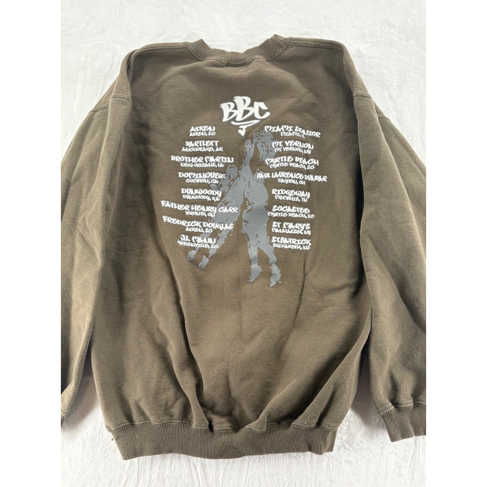 Gildan Sweatshirt Mens M Beach Ball Classic Basketball Crewneck Brown Graphic - Thumbnail 5
