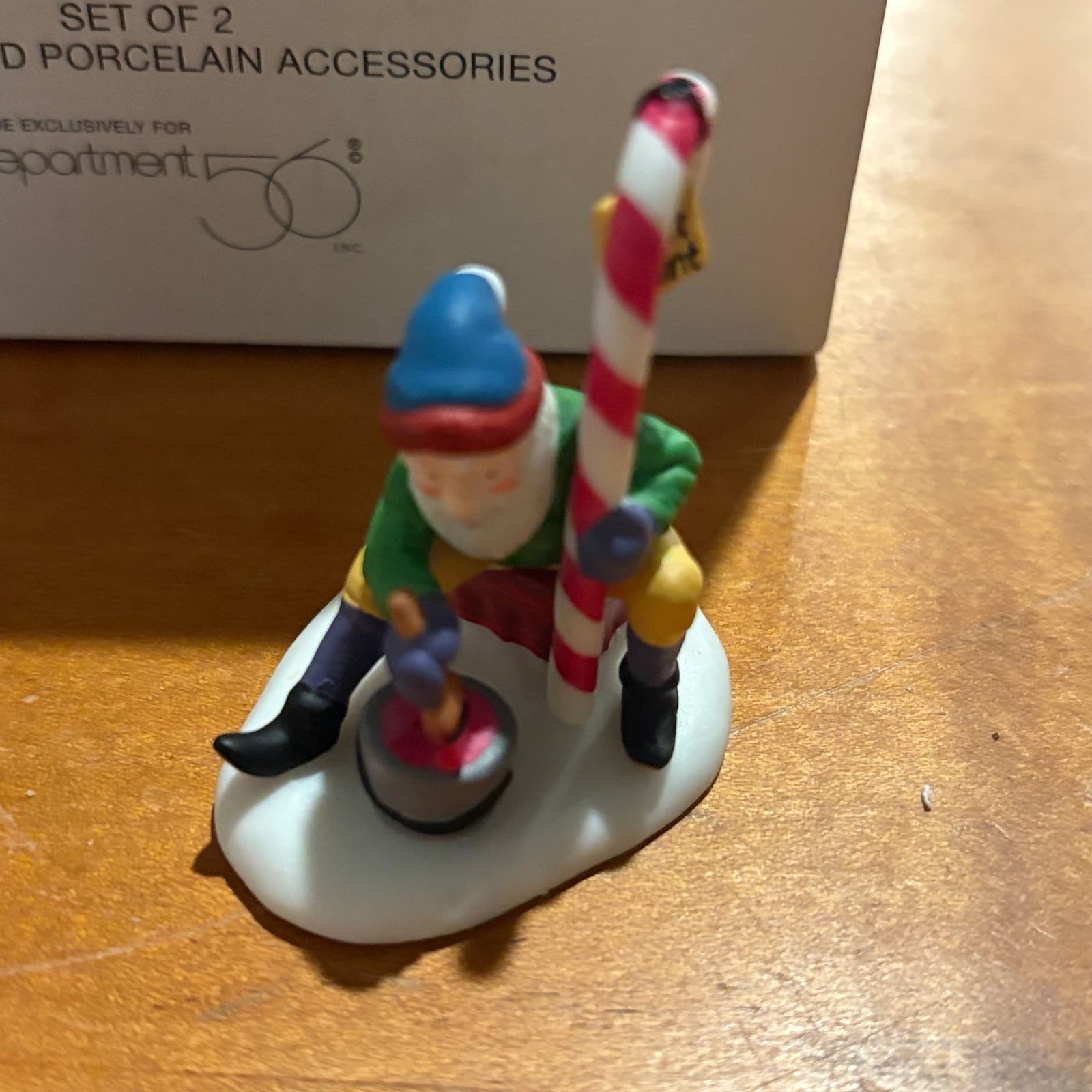 Department 56 Candy Cane Elves Heritage Village Set 2 Porcelain Figurine 56390 - Thumbnail 2