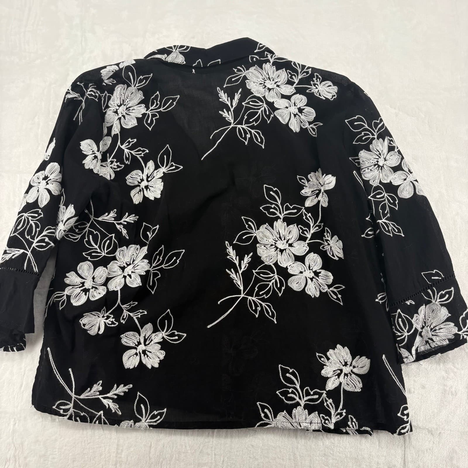 Alfred Dunner Blouse Womens PXL Shirt Black Floral Embroidered Cotton Petite XL - Thumbnail 5