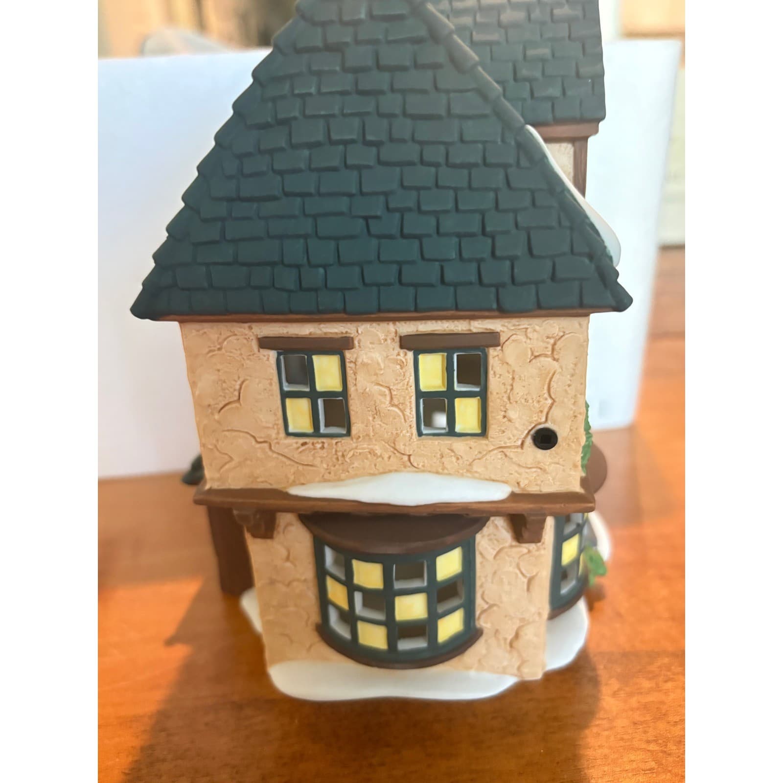 Dept 56 G. Choir's Weights & Scales Dickens Village Series 1997 Christmas House - Thumbnail 4