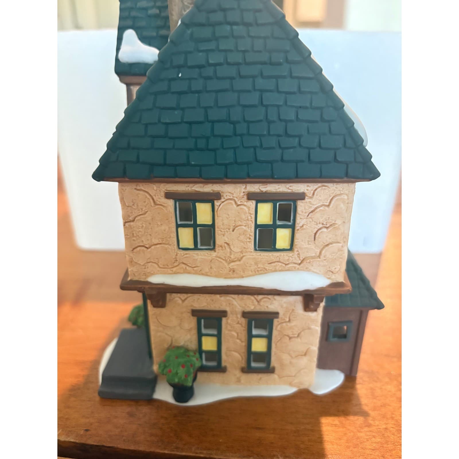 Dept 56 G. Choir's Weights & Scales Dickens Village Series 1997 Christmas House - Thumbnail 2