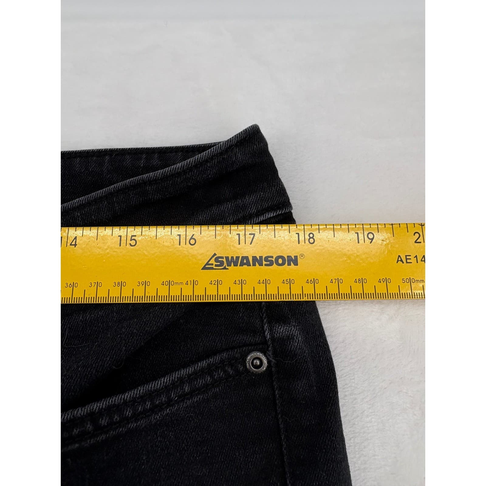 St John's Bay Jeans Mens 14PS Straight Leg Black Faded Denim Pants - Thumbnail 4