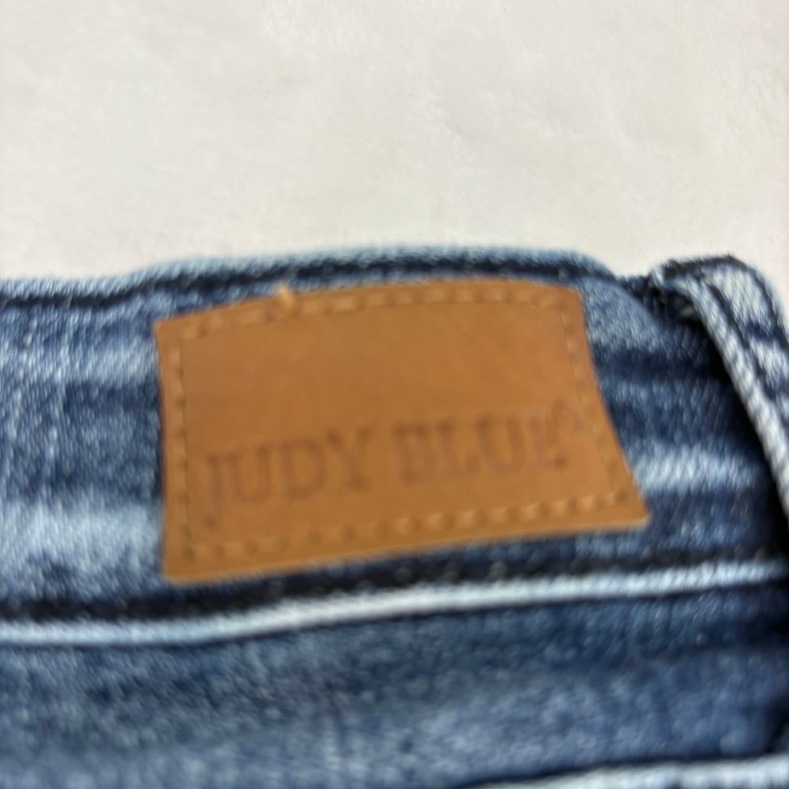 Judy Blue Jeans Womens 3/26 Relaxed Fit Blue Distressed Raw Hem JB88191 - Thumbnail 5