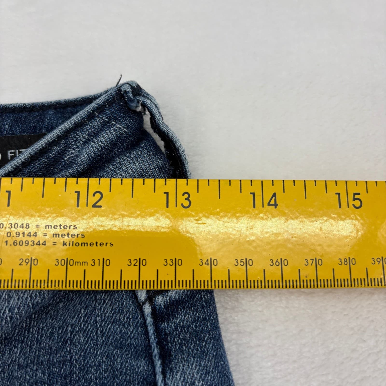 Judy Blue Jeans Womens 3/26 Relaxed Fit Blue Distressed Raw Hem JB88191 - Thumbnail 7