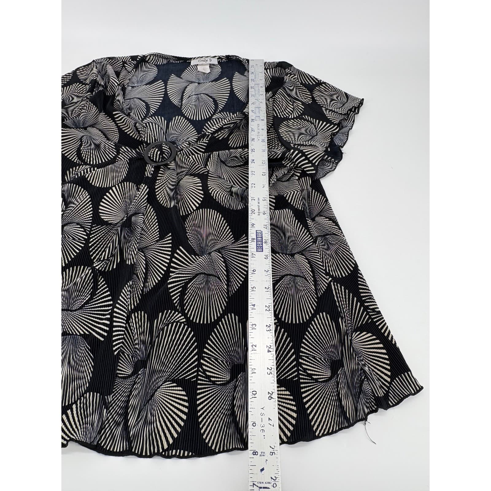 Only 9 Black Beige Abstract Print Short Sleeve Blouse Top - Thumbnail 6