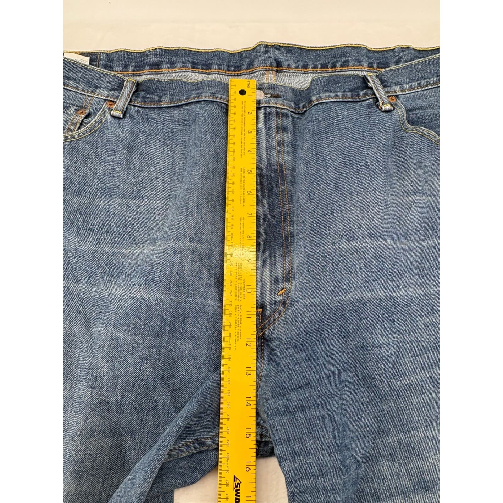 Levi's 550 Jeans Mens 52x29 Relaxed Fit Blue Denim Medium Wash 01550-4891 - Thumbnail 3