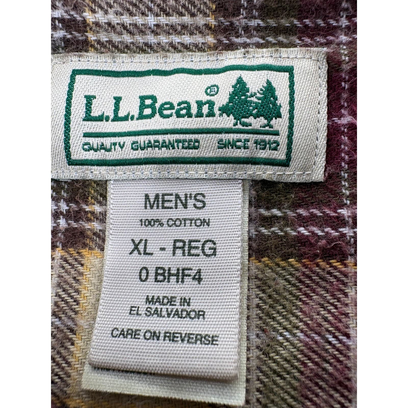 L.L. Bean Flannel Mens XL Regular Shirt Burgundy Plaid Cotton Button Down LS - Thumbnail 2