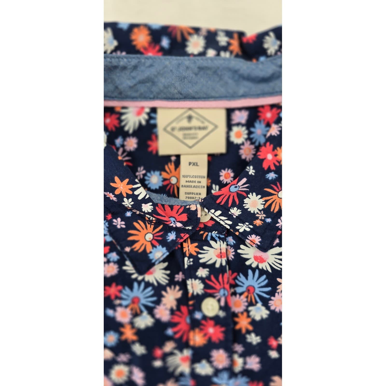 St. John's Bay Shirt Womens PXL Button Down Navy Blue Floral Daisy Cotton - Thumbnail 2