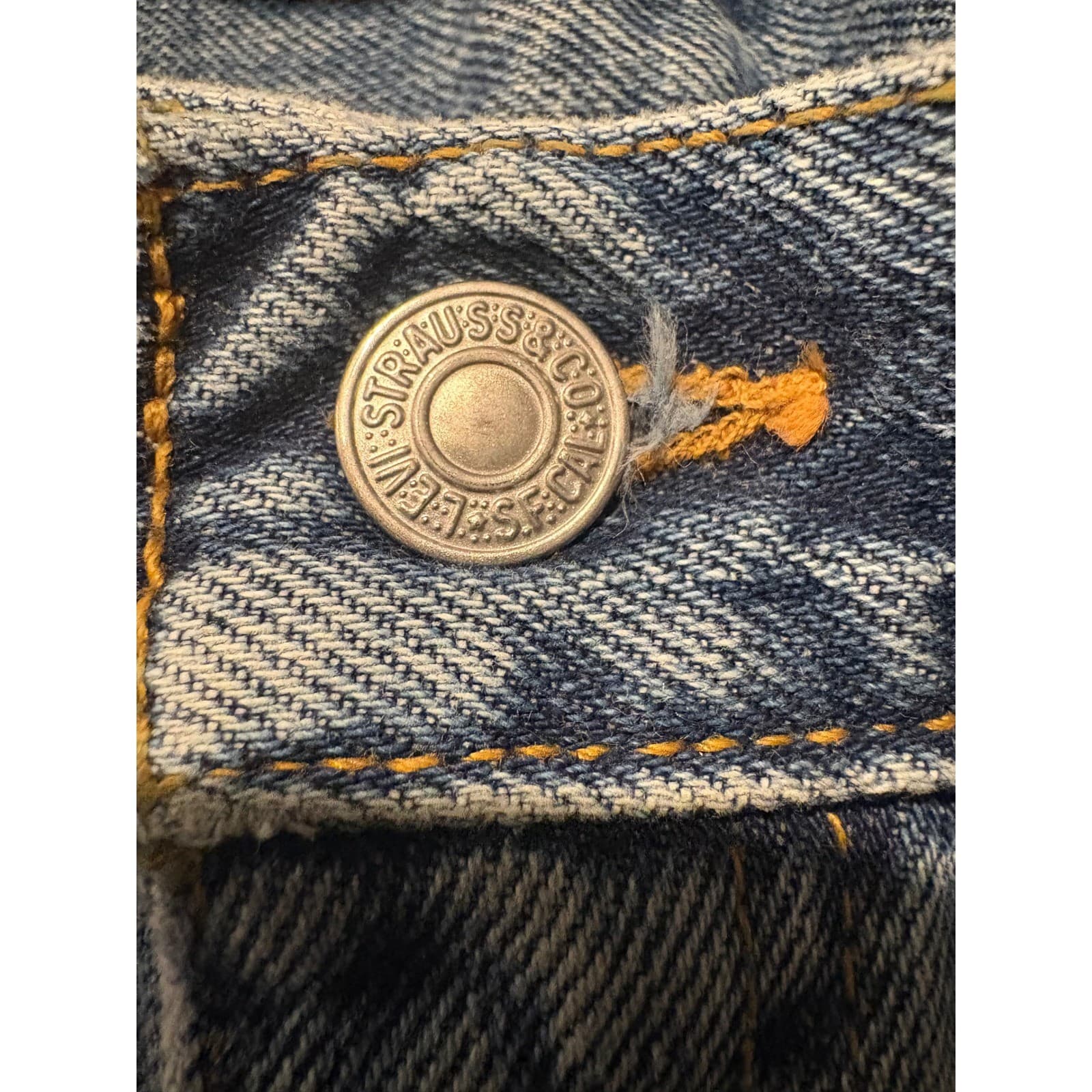 Levis 550 Relaxed Fit Jeans Men's Light Wash Denim Pants Size 42x30 Vintage - Thumbnail 7