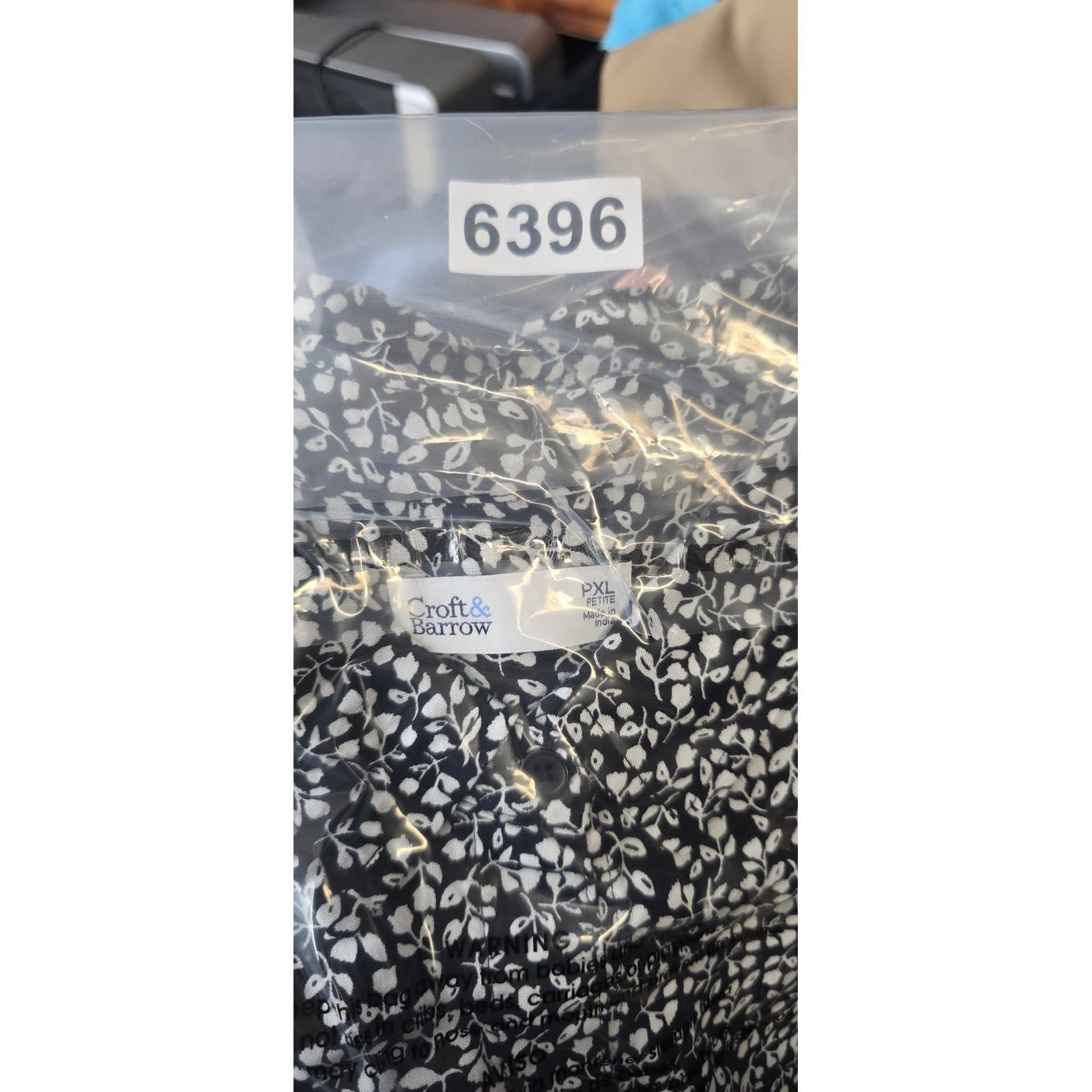 Croft & Barrow Button Down Womens PXL Blouse Black Floral Rayon Short Sleeve - Thumbnail 7