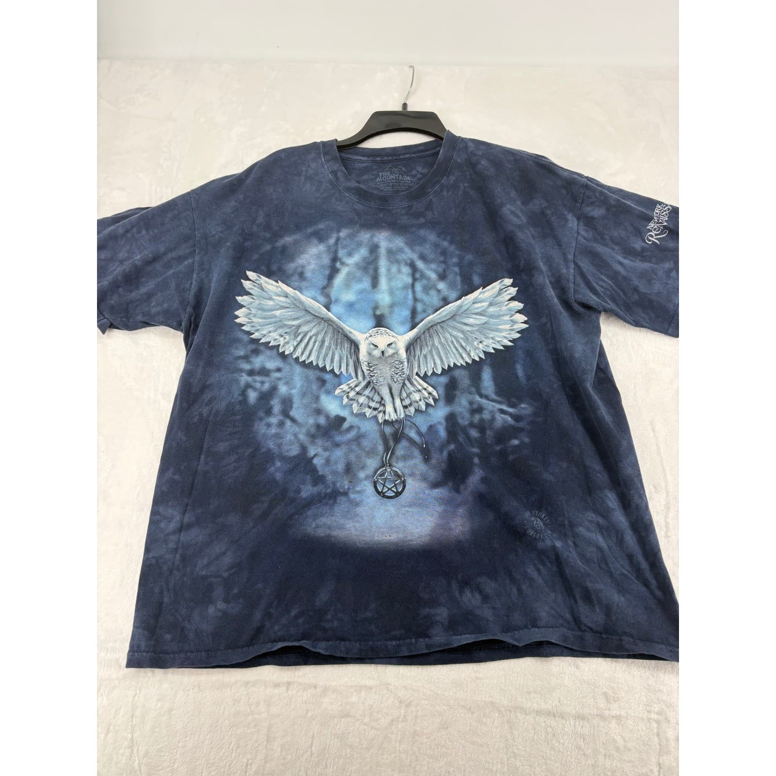 The Mountain T-Shirt Mens XL Short Sleeve Blue Anne Stokes Owl Pentagram Graphic