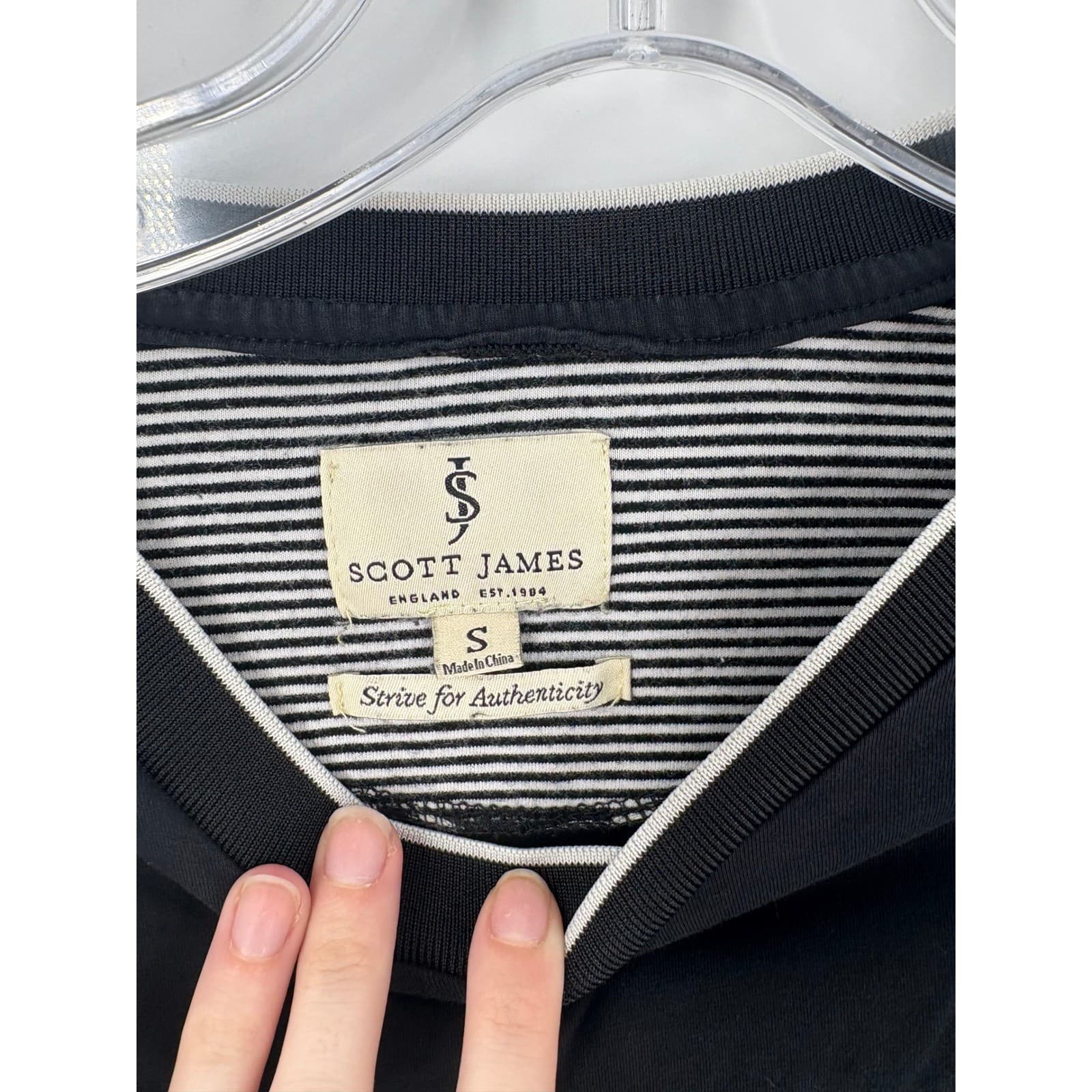 Scott James England Black White Striped V Neck T Shirt Size Small - Thumbnail 2